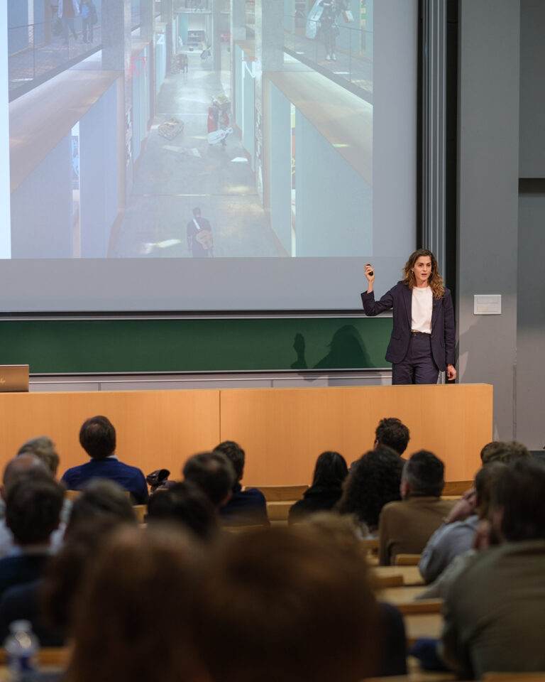 Éléonore Givry, conférence Révéler l'intelligence constructive